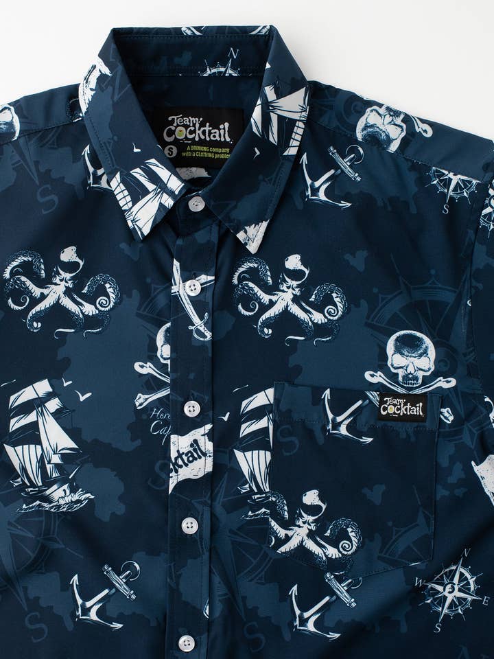 Team Cocktail - Wholesale Button Down Shirt - Men's - Pirate Flag Unisex Button Up3