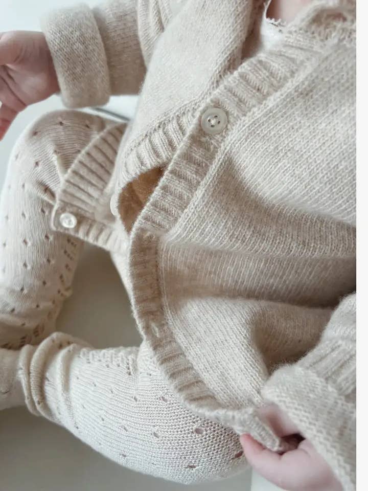 Kofta i babyull i karamellfärg för wholesale av Bobbi Balloon