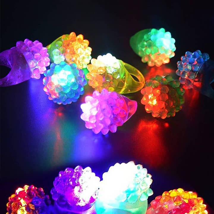 ASSORTEREDE Pigget Bumpet LED Blinkende Geléring - 24 stk. for engroshandel på Faire