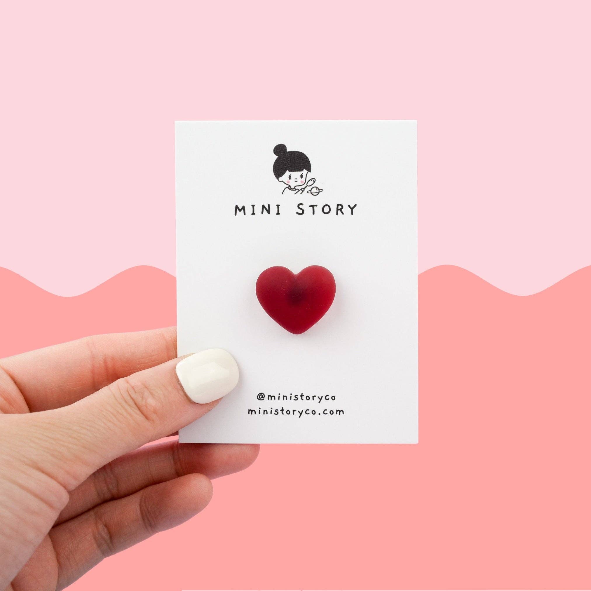 Mini Story Co - Wholesale Lapel Pin/Button - Love Heart Pins | Cute Heart Brooch | I Love You Badge | Romantic Lapel Accessories | Valentine's Gift | Pins for Backpack and Hat