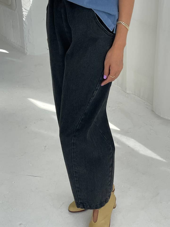 Le Bon Shoppe - Wholesale Pants – Women's - Arc Pants (2S-2M-1L-1XL)23