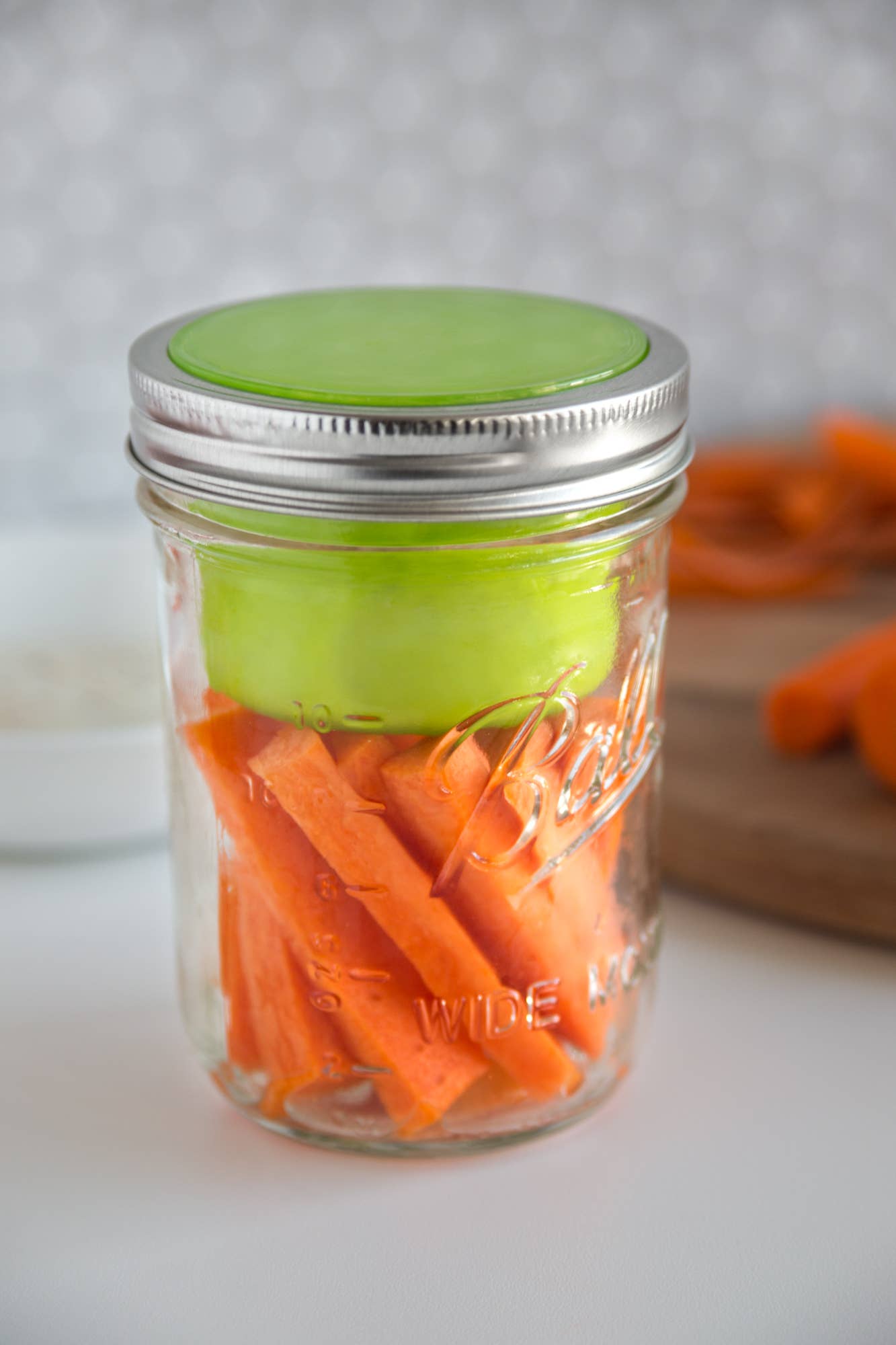 Fox Run Brands - Wholesale Food Storage Container - Jarware Snack Pack Lid, Wide Mouth Mason Jar, Green2