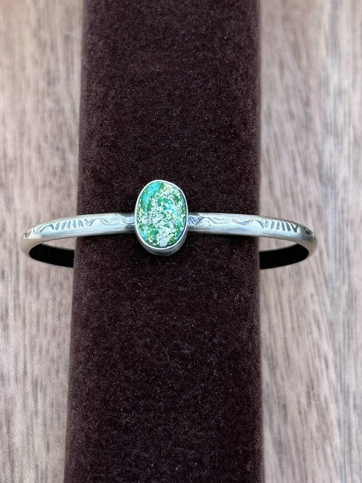 Navajo handgemaakte sterling zilveren Sonoran Gold turquoise stapelarmband. voor wholesale door Native City Jewelry