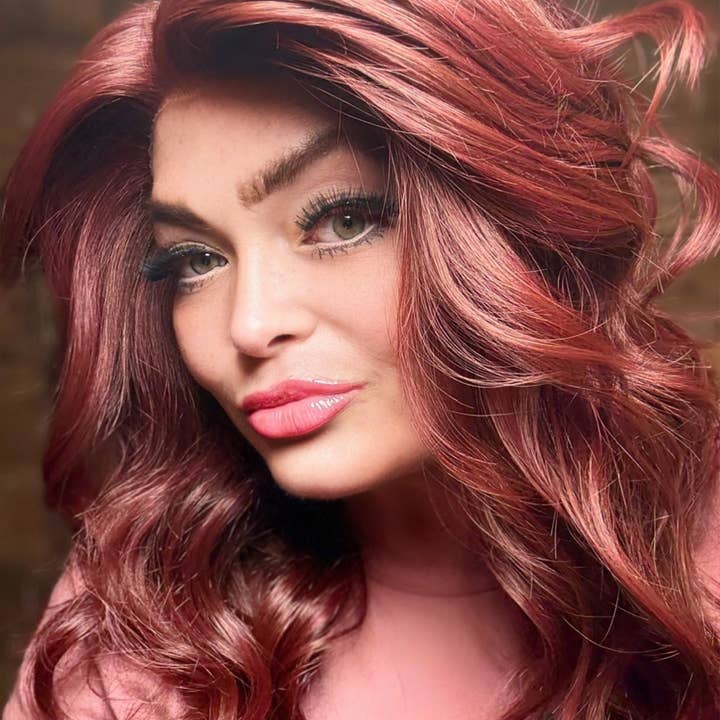 Naomi's Happy Place Shop - Wholesale Hair Extensions - DOLLY8