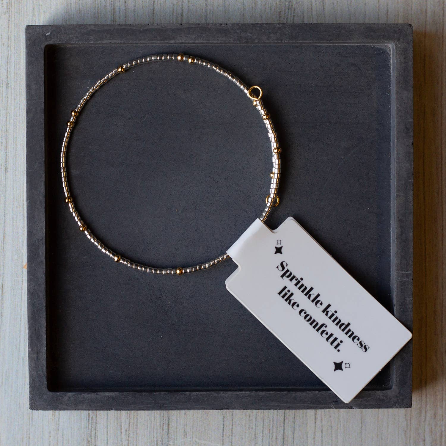 Lenny & Eva - Wholesale Armband - Armband met confetti kralen, zilver, delicate stapelarmbanden5