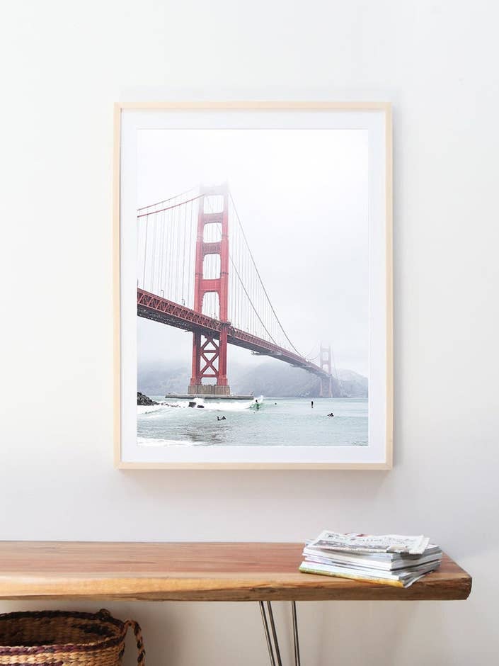 Imprimé surf Golden Gate Bridge, décoration murale San Francisco. pour la vente par Mountain Coast Collective