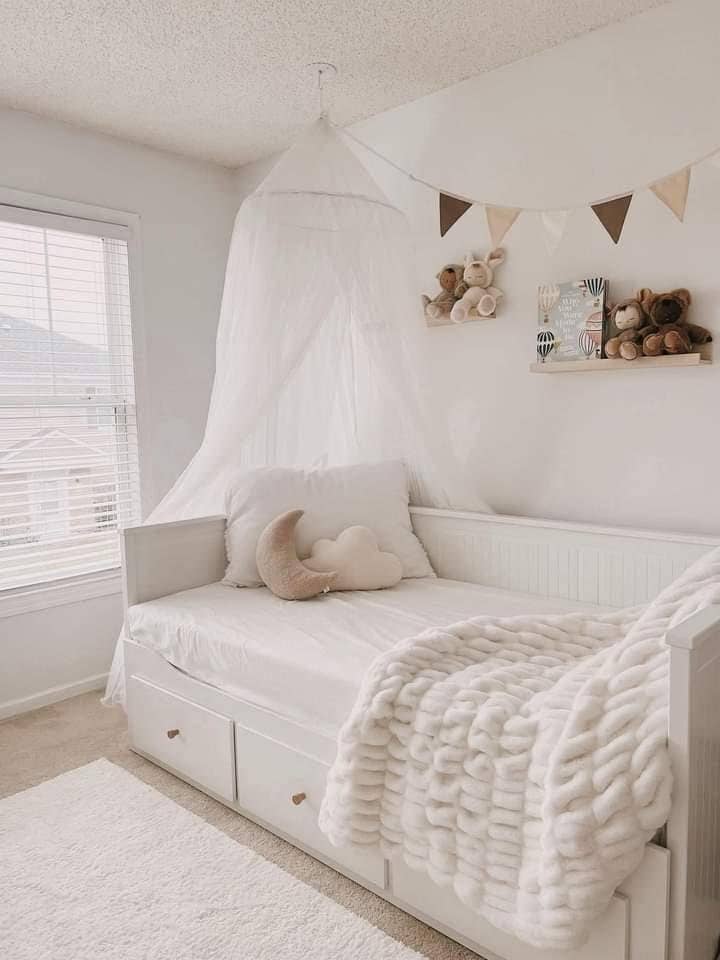 The Butter Flying - Wholesale Pillow/Cushion - Kids & Baby - Moon Beige and Ivory Cloud Cushion Set for Children's Room6