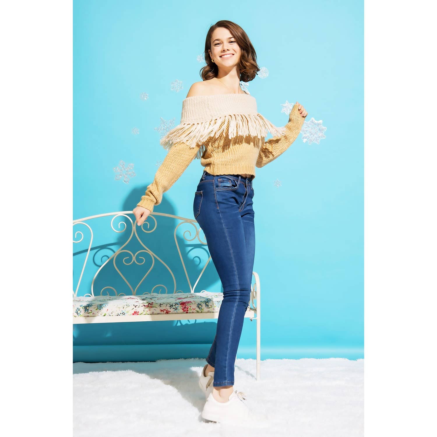 Sweet Generis - Vente Pull en maille – femme - PULL EN MAILLE ÉPAISSE À FRANGES ET ÉPAULES DÉNUDÉES11