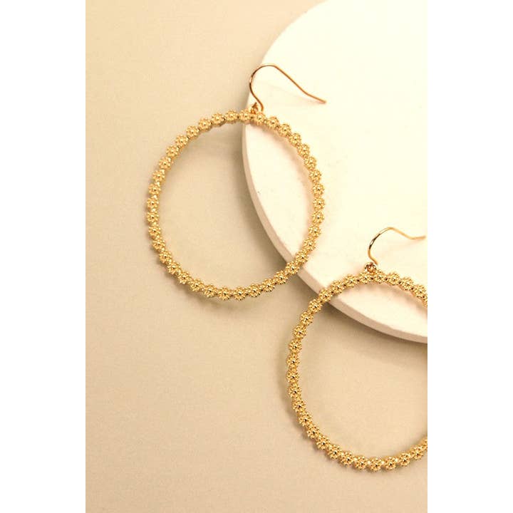 GOLD DANITY FLOWER CIRCLE HOOPS | 31E22266 für den Großhandel auf Faire1