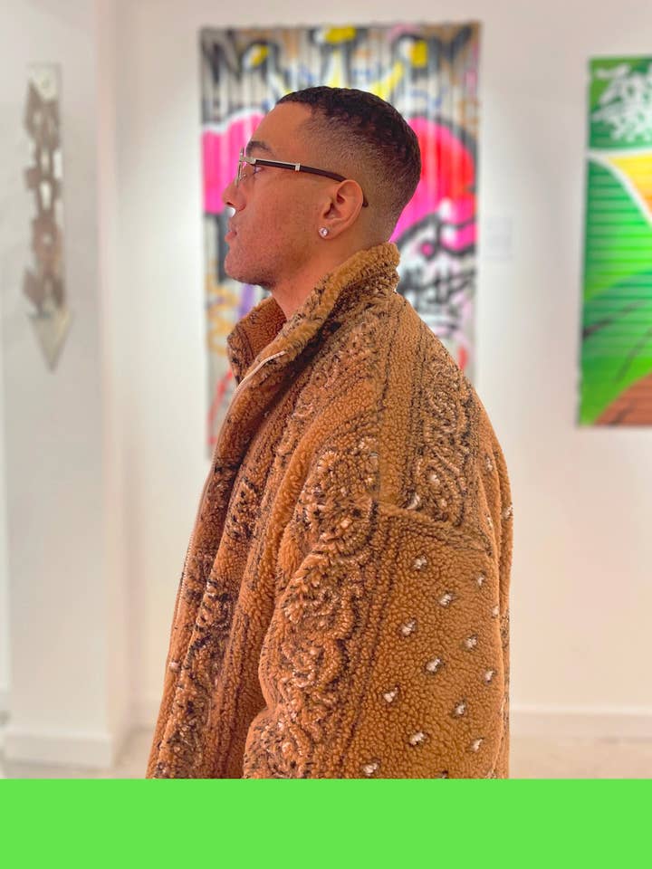 Vendbar Bandana Print Quiltet Fleece Jakke for engroshandel hos WAGWANMAN LTD