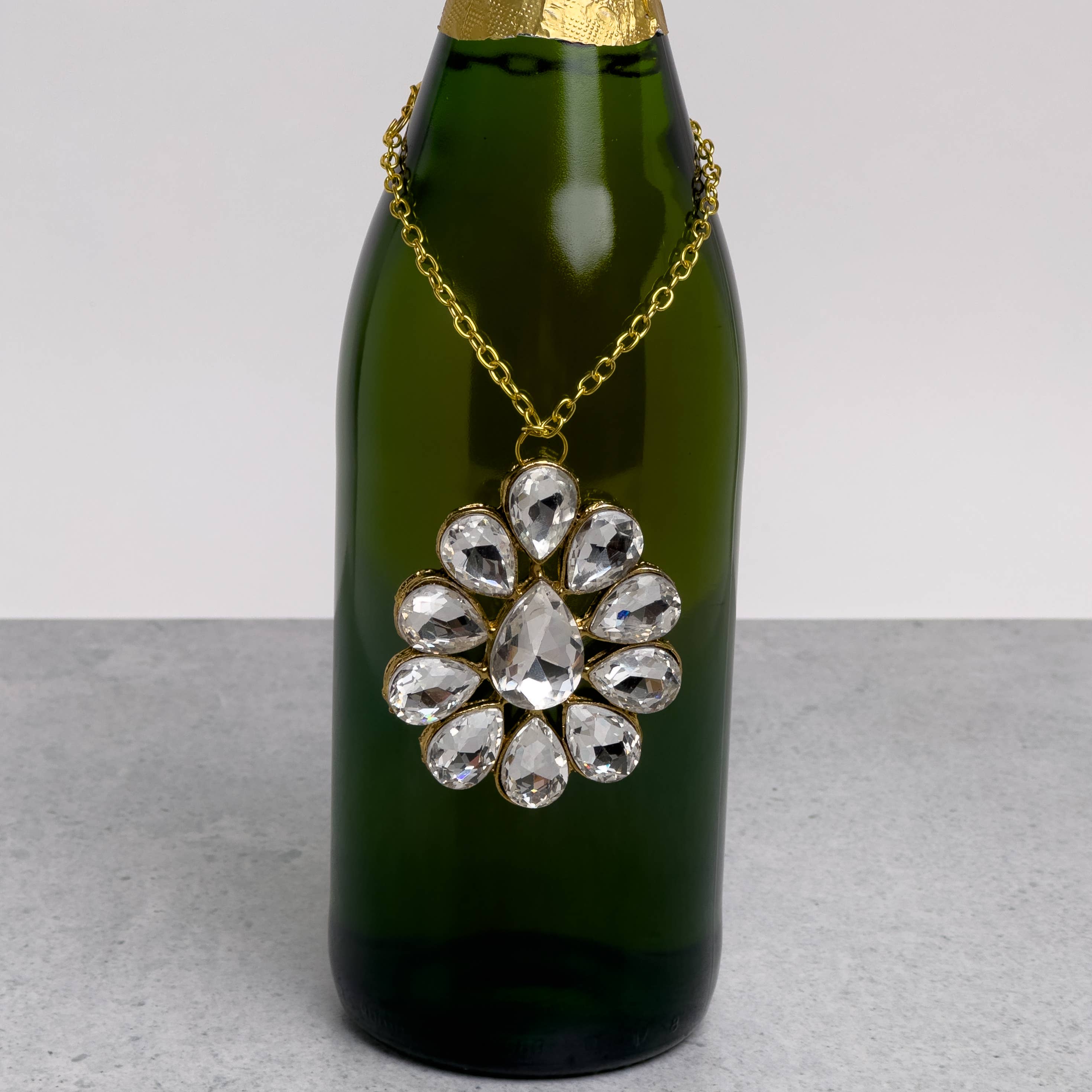 India Handicrafts Inc – wholesale Wine charm – Wine Bottle Charms, Asst.66