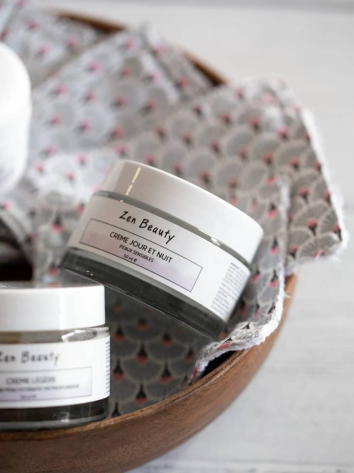 Organic Day and Night Cream for wholesale by zen beauty