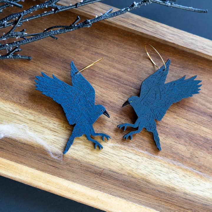 Créoles Raven Hoop - Halloween pour la vente par Le Chic Miami