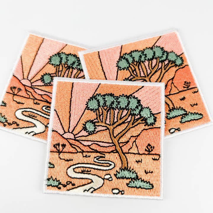 Field Trip Threads - Vente Écusson - Écusson thermocollant Joshua Tree brodé en forme de parc national4