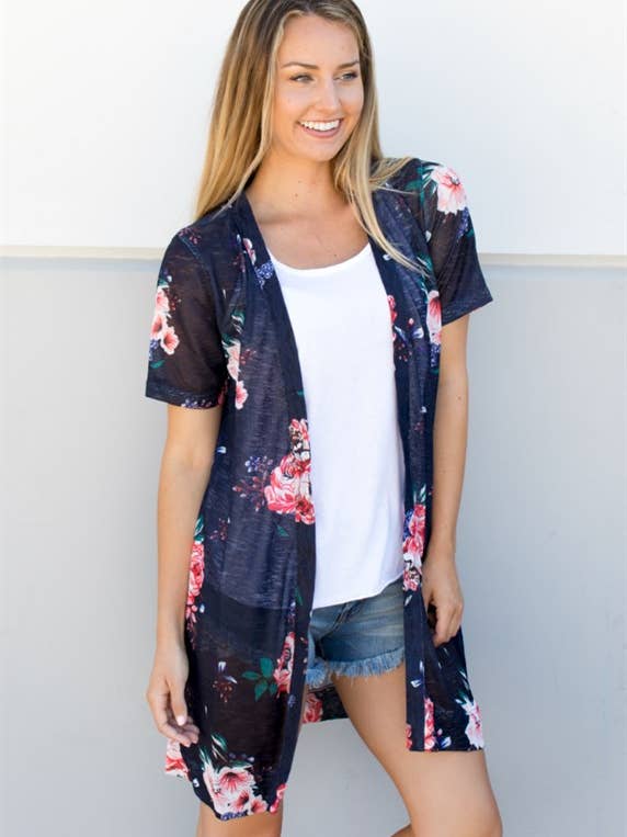 Tickled Teal – Engroshandel Cardigan - Dame – Blomstret kortærmet gennemsigtig strik cardigan2