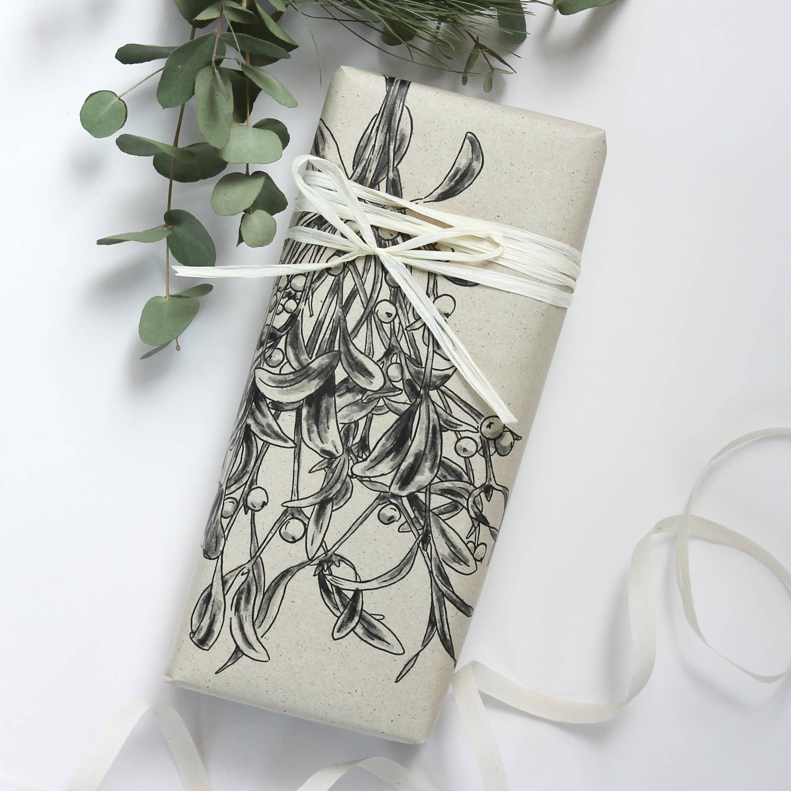 NOA Papeterie - Wholesale Inpakpapier - Cadeaupapier strik van graspapier, 50x70 cm, maretak1