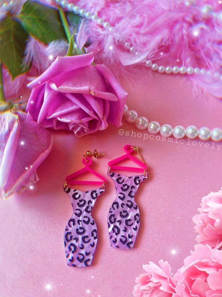 Pendientes Doll Dress para venta al por mayor de Cosmic lovely