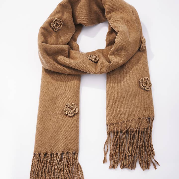 BYREN | ÉLINE L'ATELIER - Wholesale Scarf - Women's - Wool scarf with embroidered flowers FL216DF7