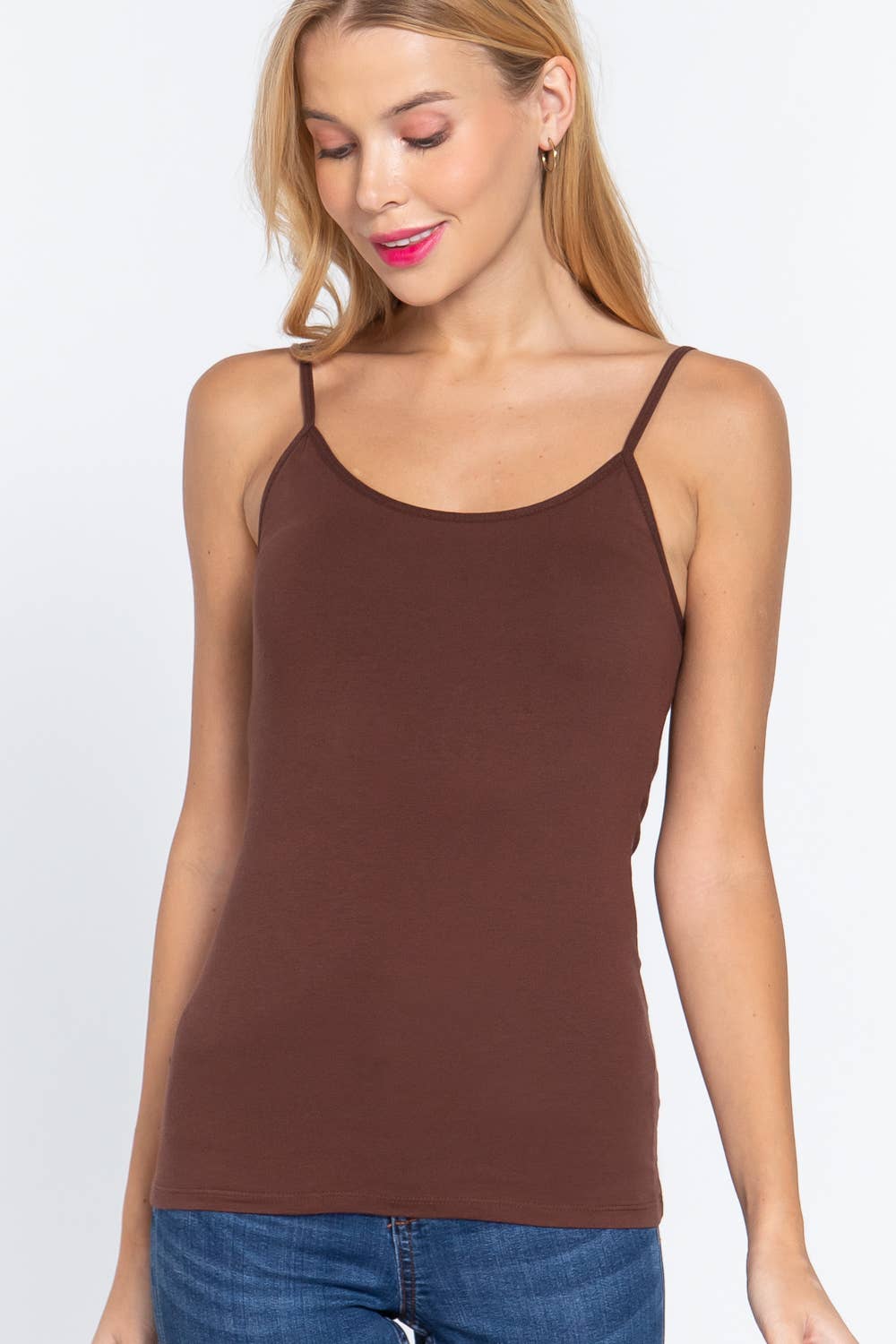 Active Basic | Active USA - Wholesale Camisole - Dames - Eenvoudig verstelbare cropped cami met spaghettibandjes en plankbeha23