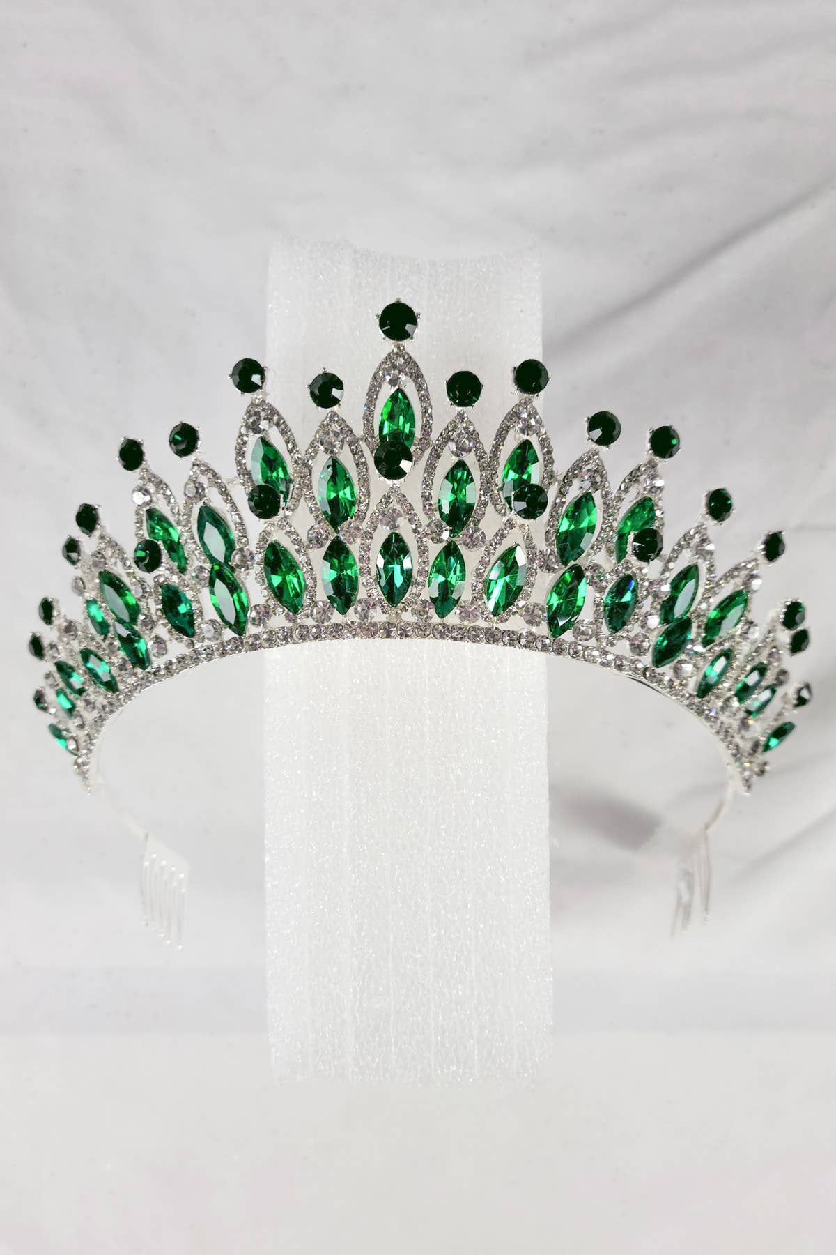 Chicas - Wholesale Tiara - Women's - Tiara with jewel rhinestones, one size fits all HT97419