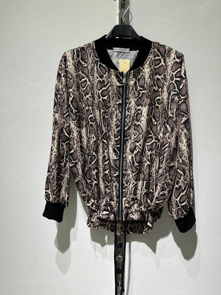 Only Yuan - Vendita all'ingrosso Bomber - Donna - giubbotto bomber stampato ref 306211