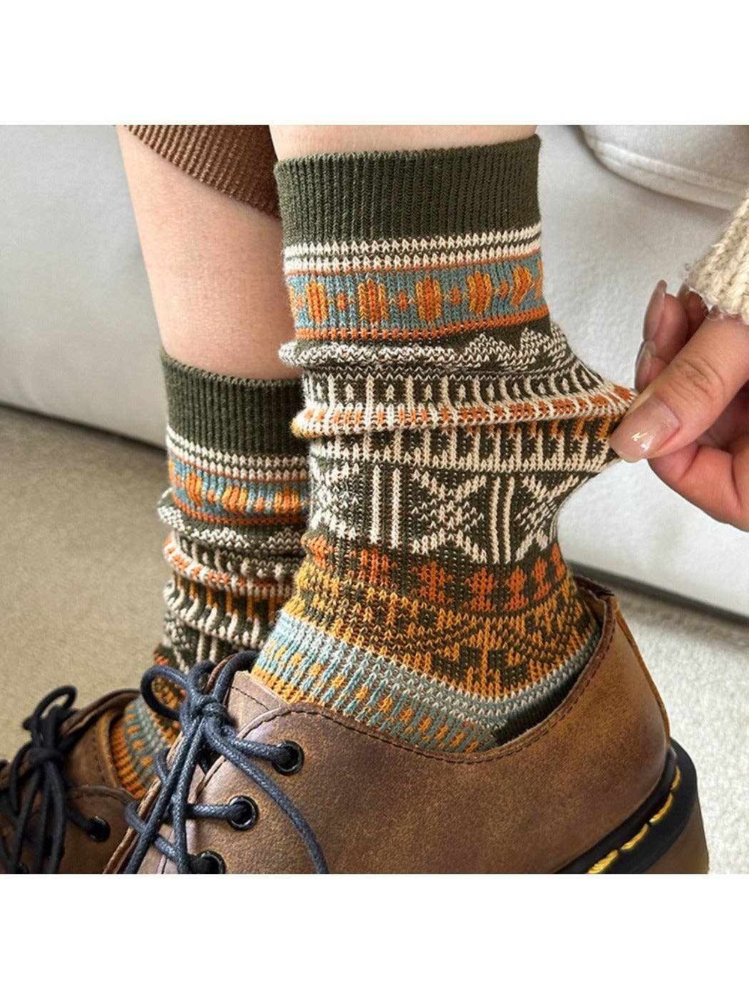 Funkyrel® Atzbranding Limited - Wholesale Socks - Women's - Rufia - Vintage Geometric Pattern Women's Mid-Calf Socks7