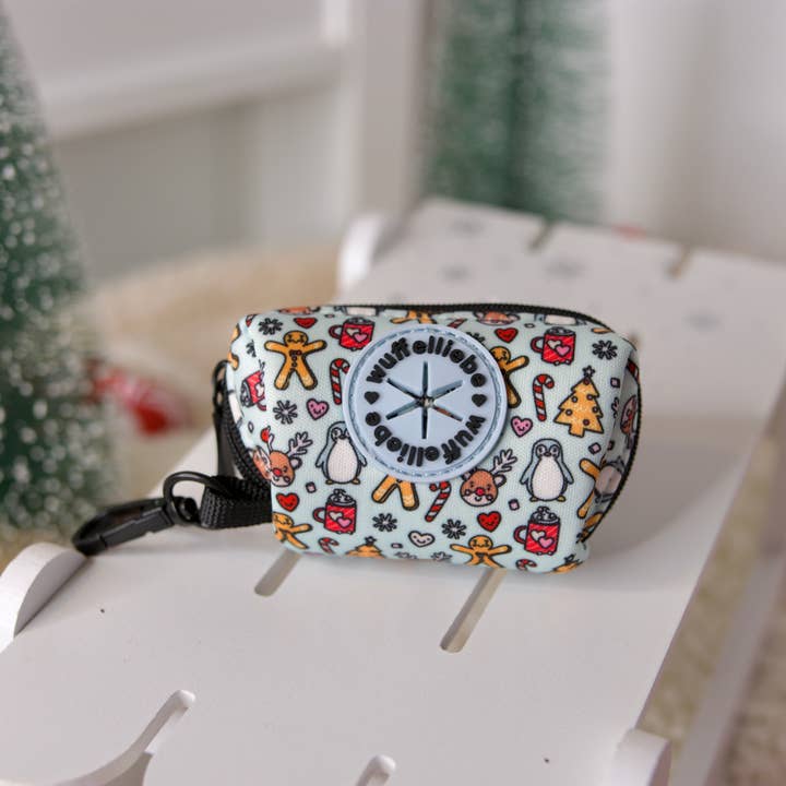 Santa's Friends - waste bag dispenser for wholesale by Wuffelliebe