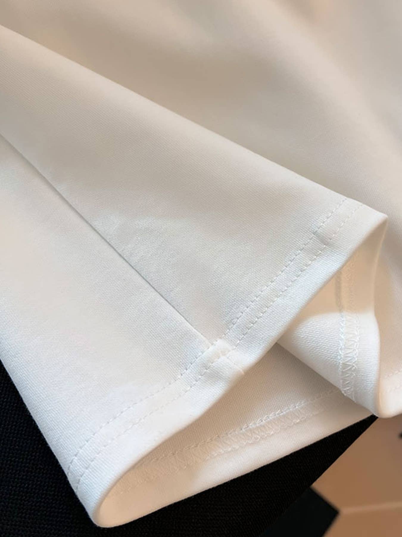 HIDDENBRAND - Wholesale T-Shirt - Women's - A LITTLE BIT DRAMATIC Versatile strawberry Graphic t-shirt11