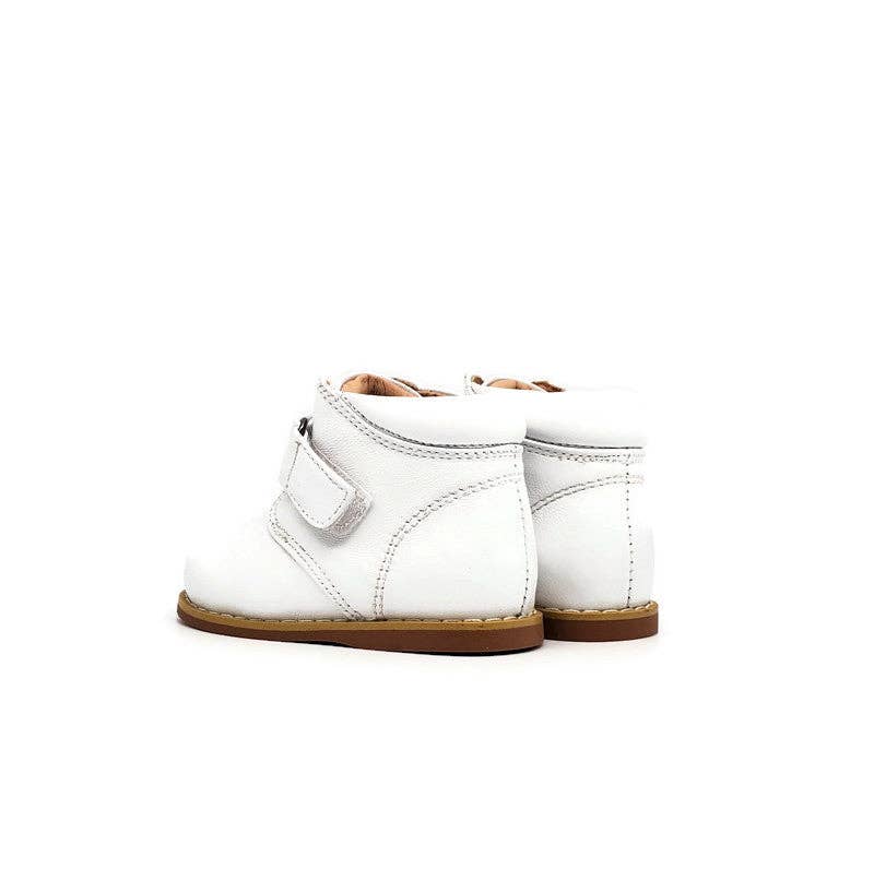 Tippy Tot Shoes - Wholesale Crib Shoes - Baby - Classic Walkers Velcro - White1