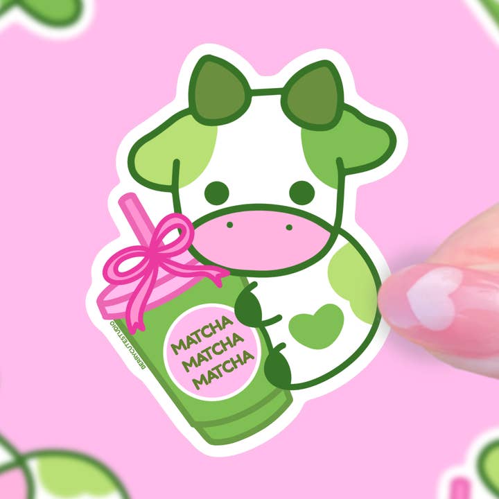 Autocollant en vinyle Matcha Latte Vache pour la vente par BerryCuteStudio