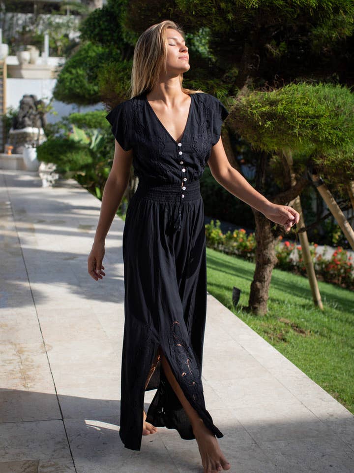 Bali Queen - Wholesale Dress - Women's - Eyelet Belle Maxi3