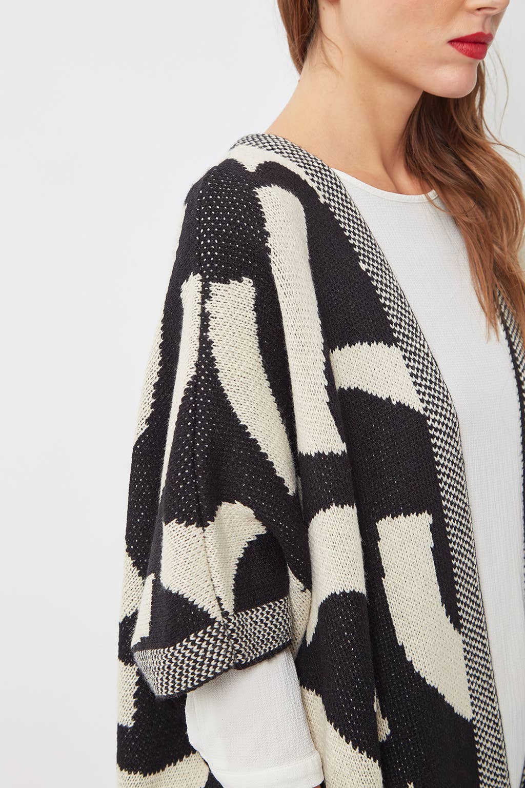 BanBat - Wholesale Jacket - Women's - Fringed printed jacket - L301032