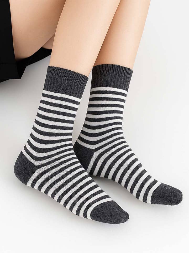 Dame Stribet Farveblok Midi Læg Strikkede Sokker for engroshandel hos Sweetkama