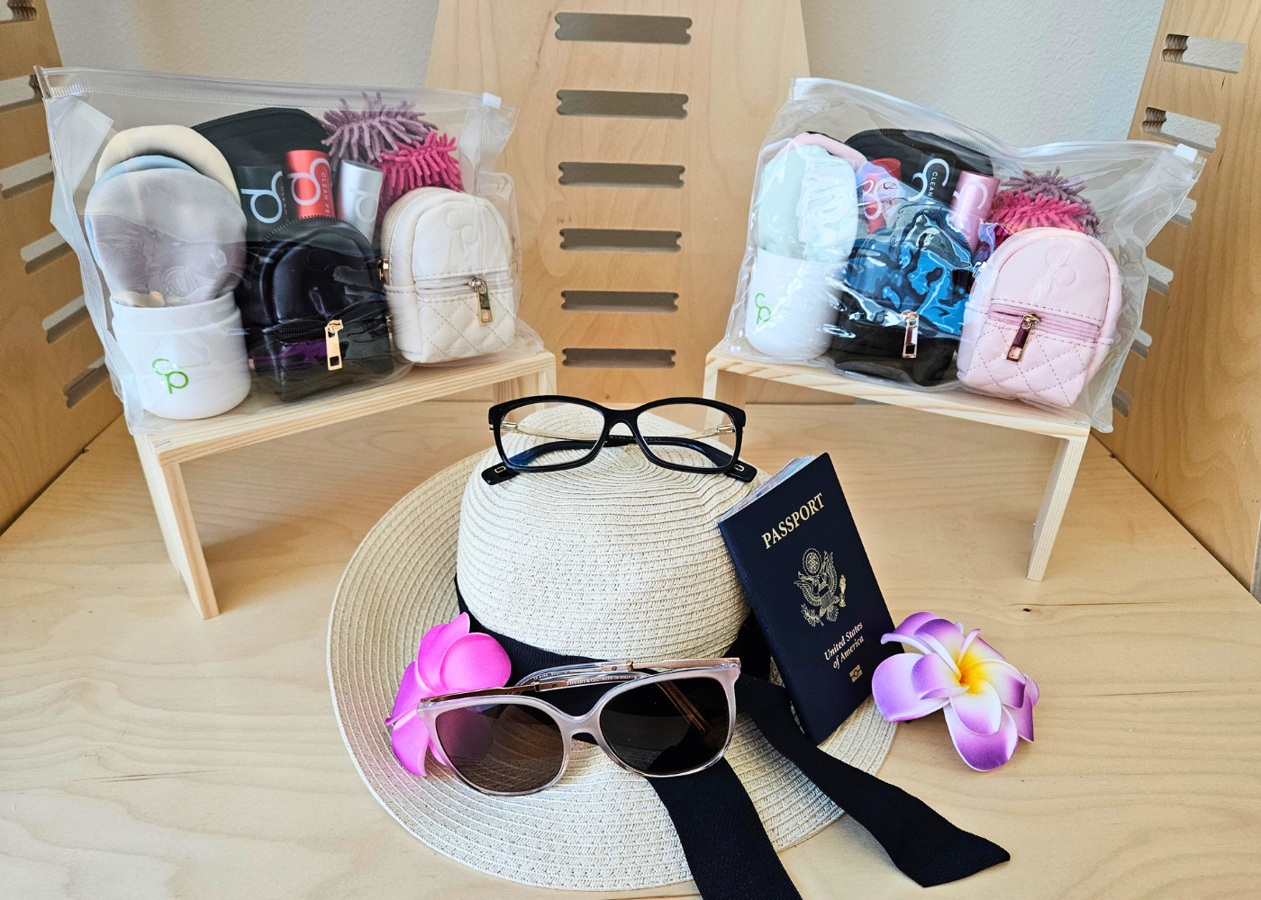 Clean Peepers - Wholesale Eyewear Cases & Holders - Women's - I Can See Clearly Family Kit4