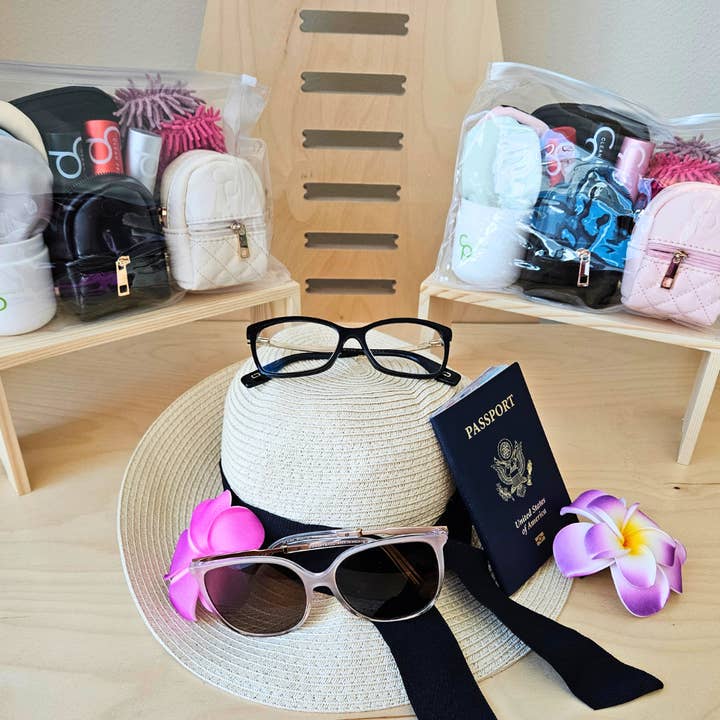 Clean Peepers - Wholesale Eyewear Cases & Holders - Women's - I Can See Clearly Family Kit4