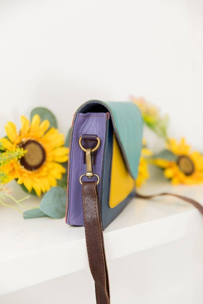 Miss Milly Limited – wholesale Shoulder bag – women's – Kiara Plain Recycled Leather Handbag5