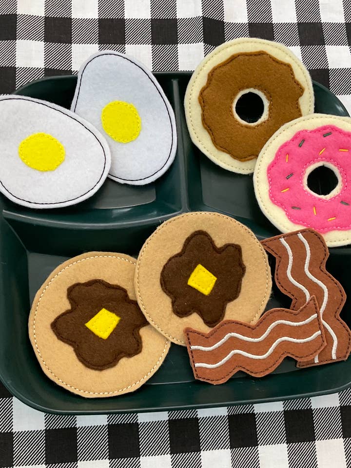 Felt Breakfast Set for wholesale by Willa Services