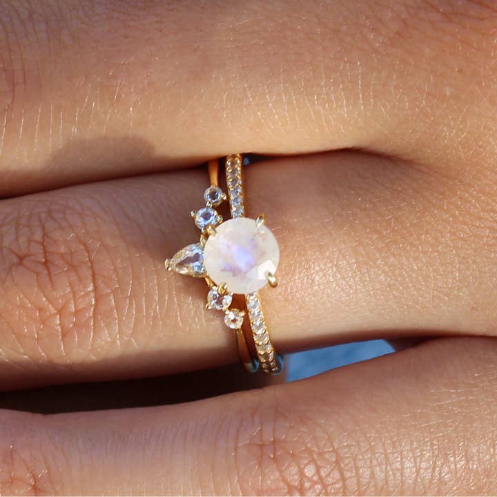 Vivian Grace Jewelry - Wholesale Single Stone/Solitaire Ring - Ava Moonstone & Topaz Ring Set18