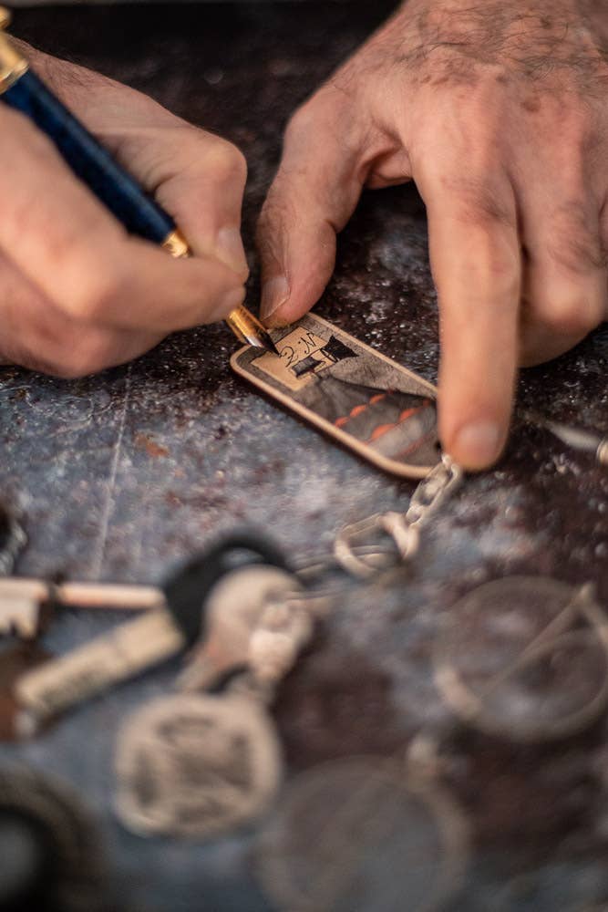 Costurero Real - Wholesale Keychain - Unisex - Keychain Steampunk Wood Keychain hot air balloon vintage4