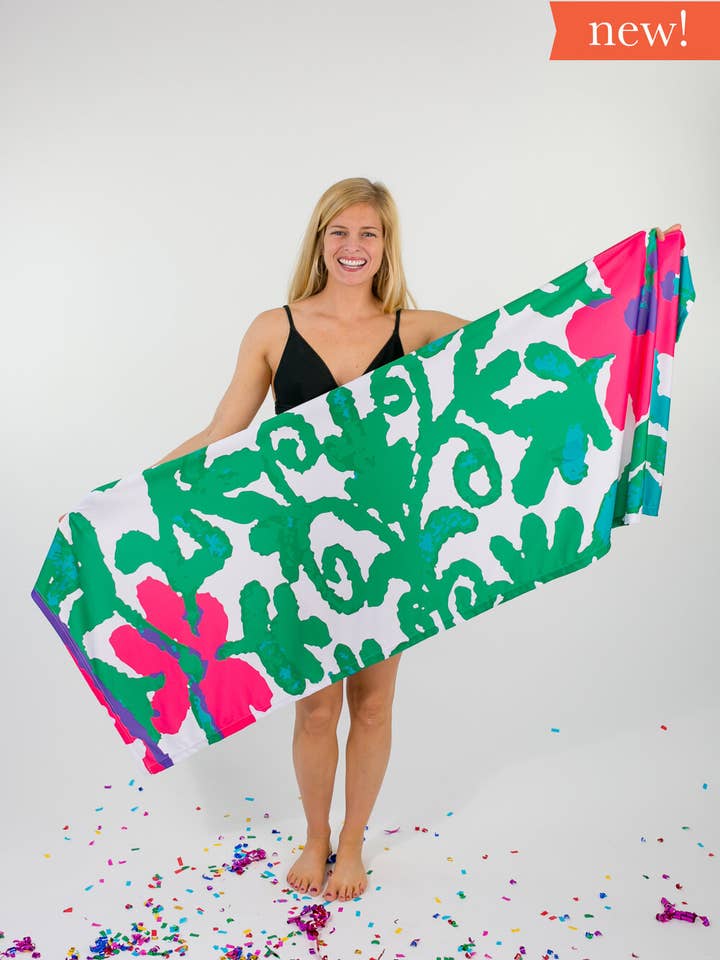 Pretty In Pink & Green Sunny Shawl voor wholesale door ZAGS