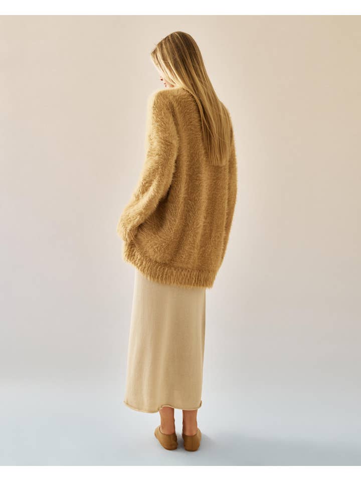 Nenya Fashion Limited – wholesale Cardigan – Women’s – Safira Fluffy Yarn Cardigan4