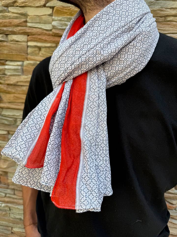 Men's 100% Indian cotton scarf shawl for wholesale by Maison Unik Accessoires