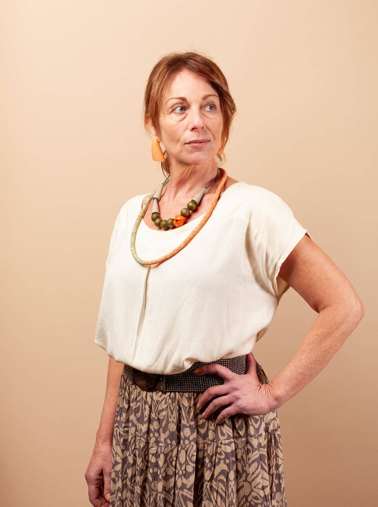 Bijondo - Wholesale Beaded/Pearl Necklace - Wood & Resin Necklace Tilly4