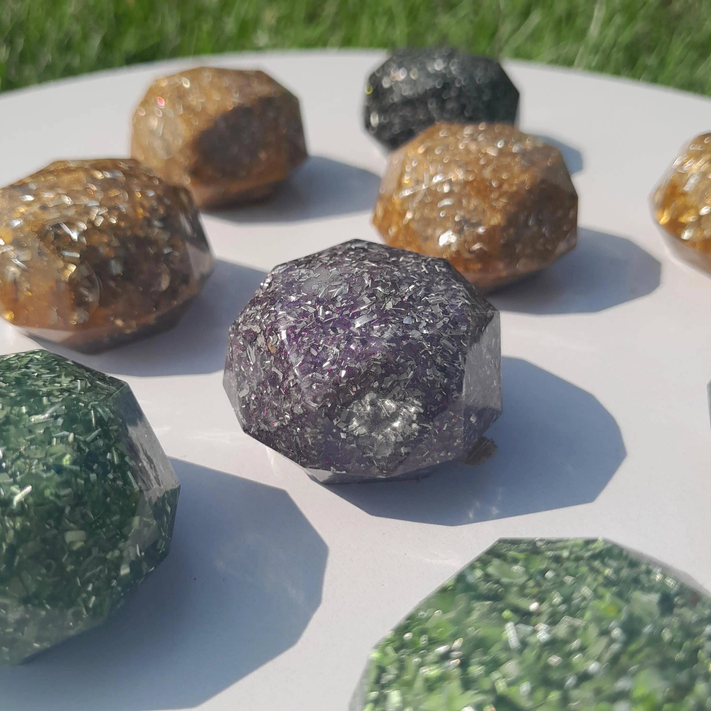 Mundo Orgon - Wholesale Spiritual Stone/Crystal - Mini Orgonite Dome - Pocket Size4