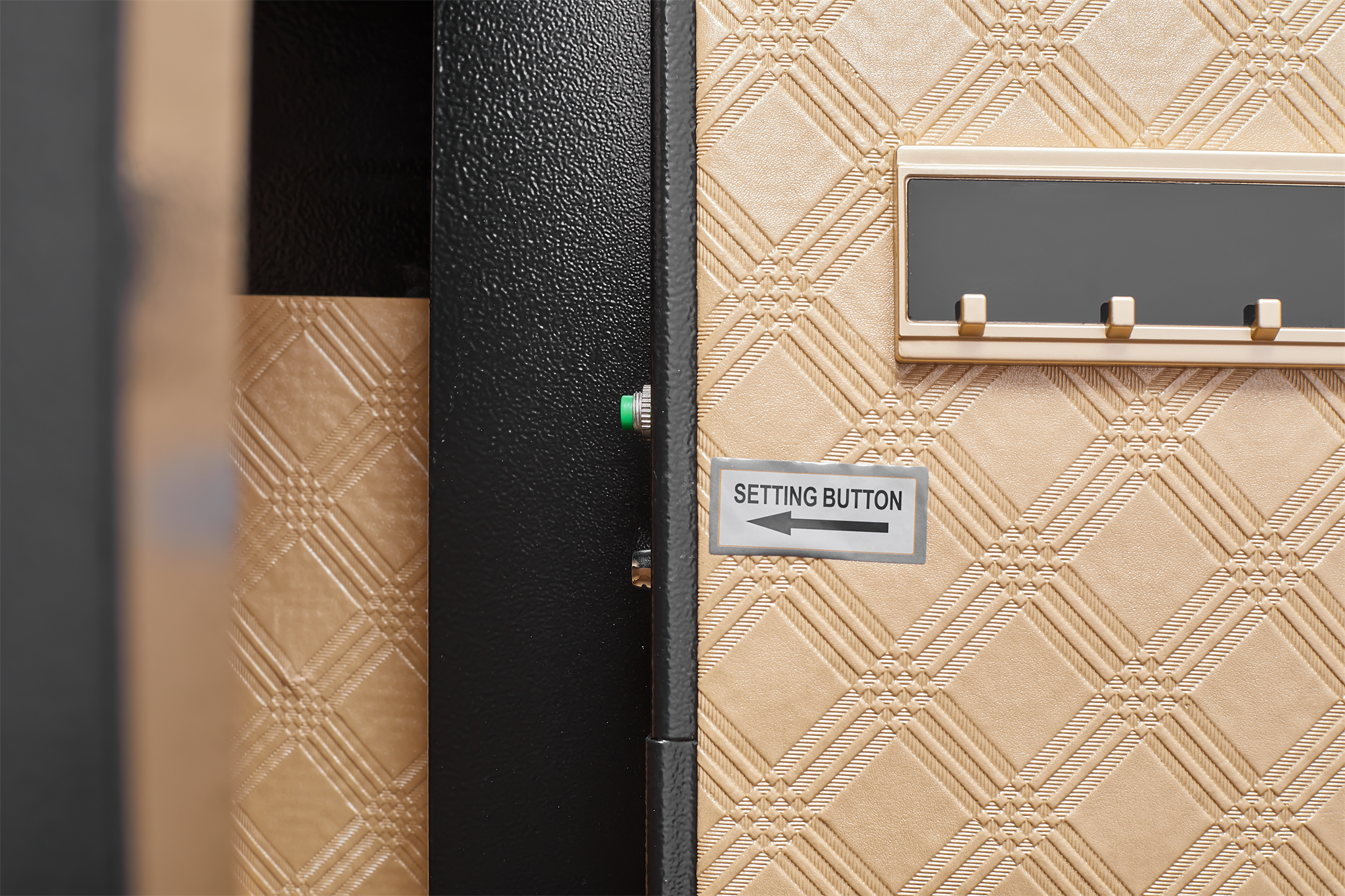 39F Inc. - Wholesale Jewelry Box/Organizer - Electronic Steel Home Safe with Digital Lock for Valuables10