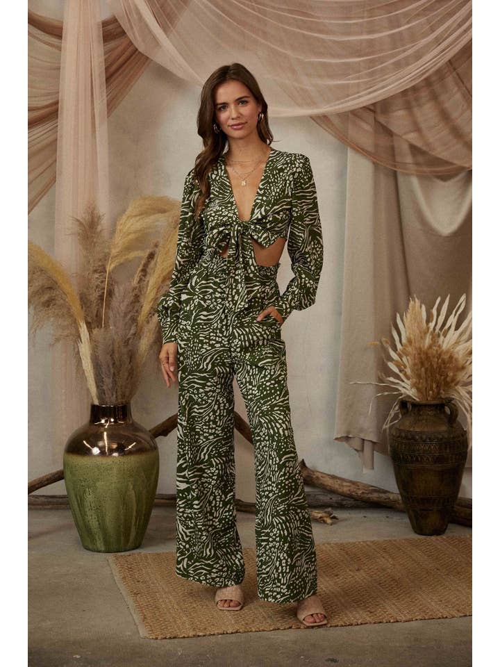 DEEP FOREST JT6277 FRONT WRAP WITH PUFF SLEEVE TOP for wholesale on Faire