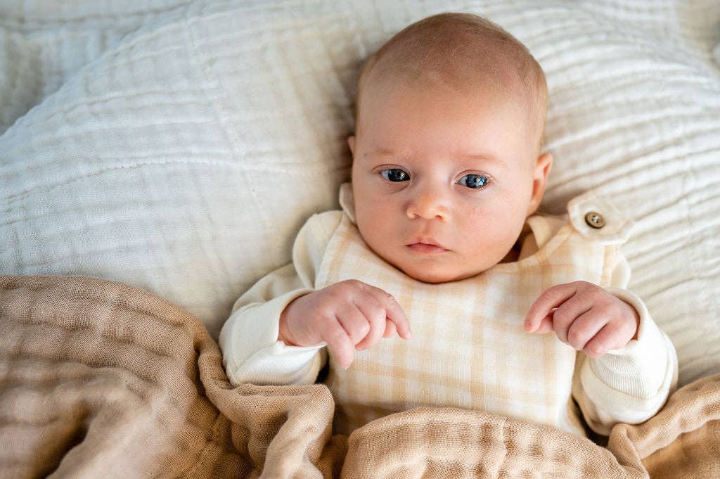 Fibre for Good - Wholesale Swaddle – Baby - Undyed Organic Cotton Muslin Wrap4