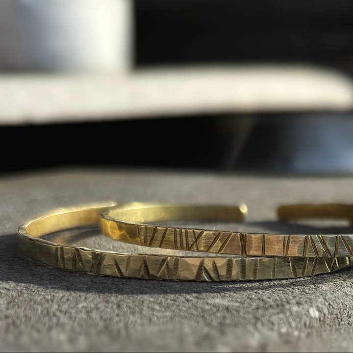 Anillo fino martillado — ORIGINE para venta al por mayor de MARLAH