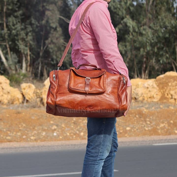 Sac de sport en cuir, sac de voyage, bagage à main, sac de nuit, sac de sport et de week-end pour la vente par NOMAD&FASHION