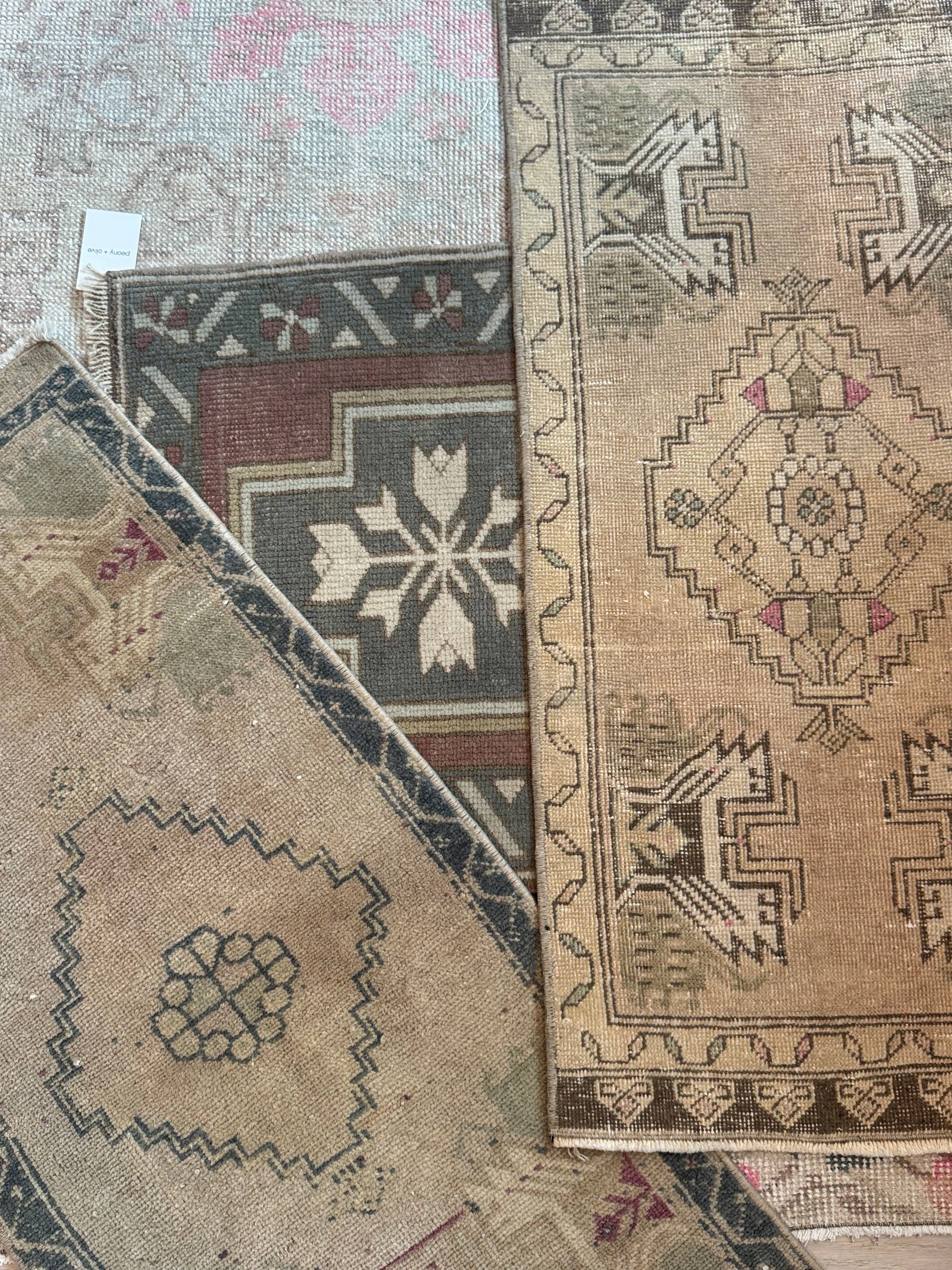 peony + olive - Wholesale Area Rug - Mini Vintage Rug No. 492